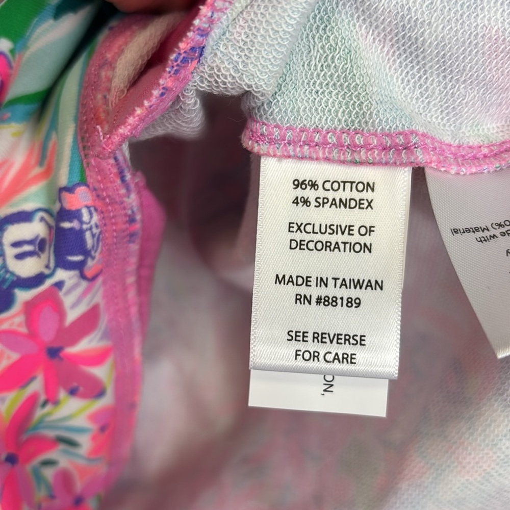 NWT Lilly Pulitzer x Disney beach comber crewneck sweatshirt sz med - Picture 6 of 8